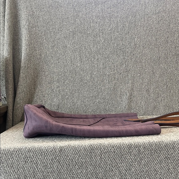 JAFRA Chic Plum Tote with Tan Straps - Picture 9 of 16